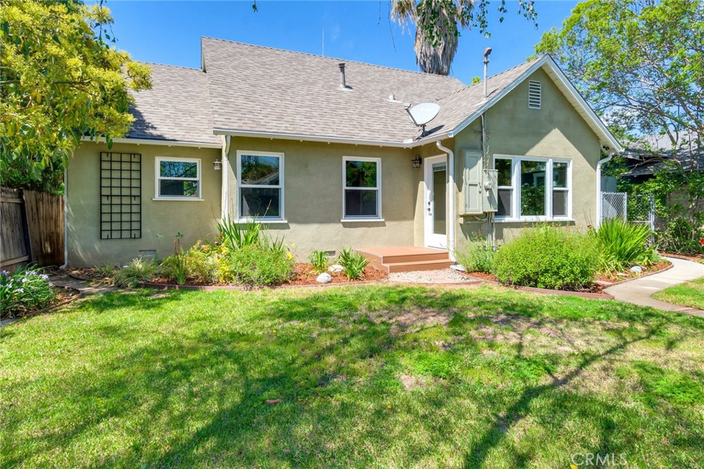 152 S Vista Bonita Avenue