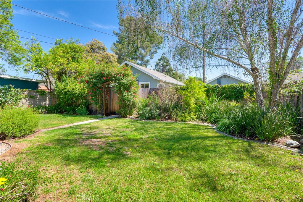 152 S Vista Bonita Avenue