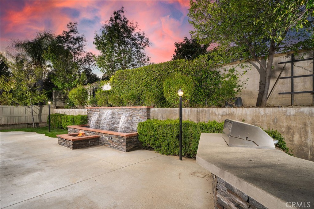 1347 Cole Lane