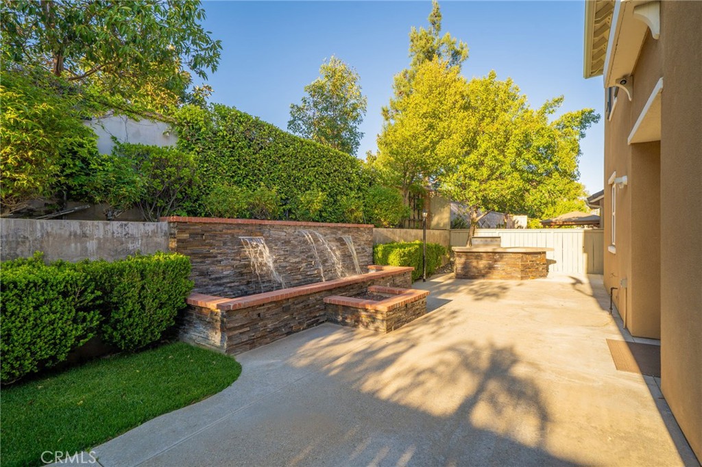 1347 Cole Lane