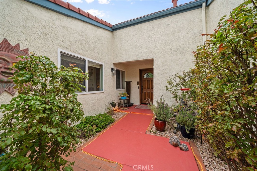 2571 King Way