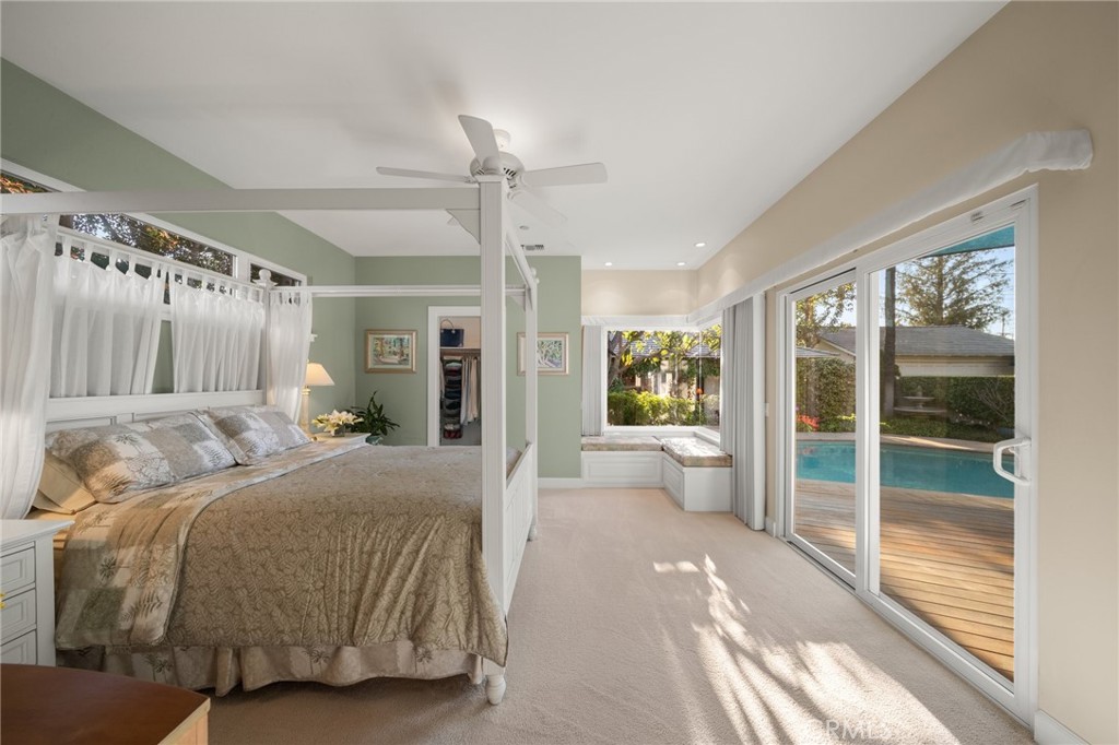 1221 N Cambridge Avenue