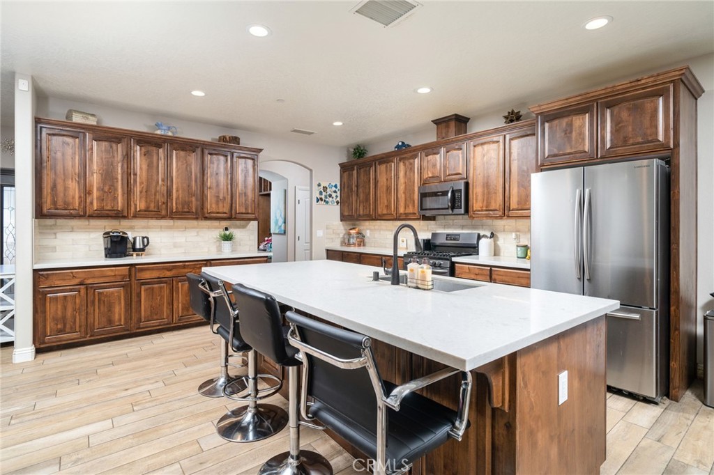 12140 Mission Street