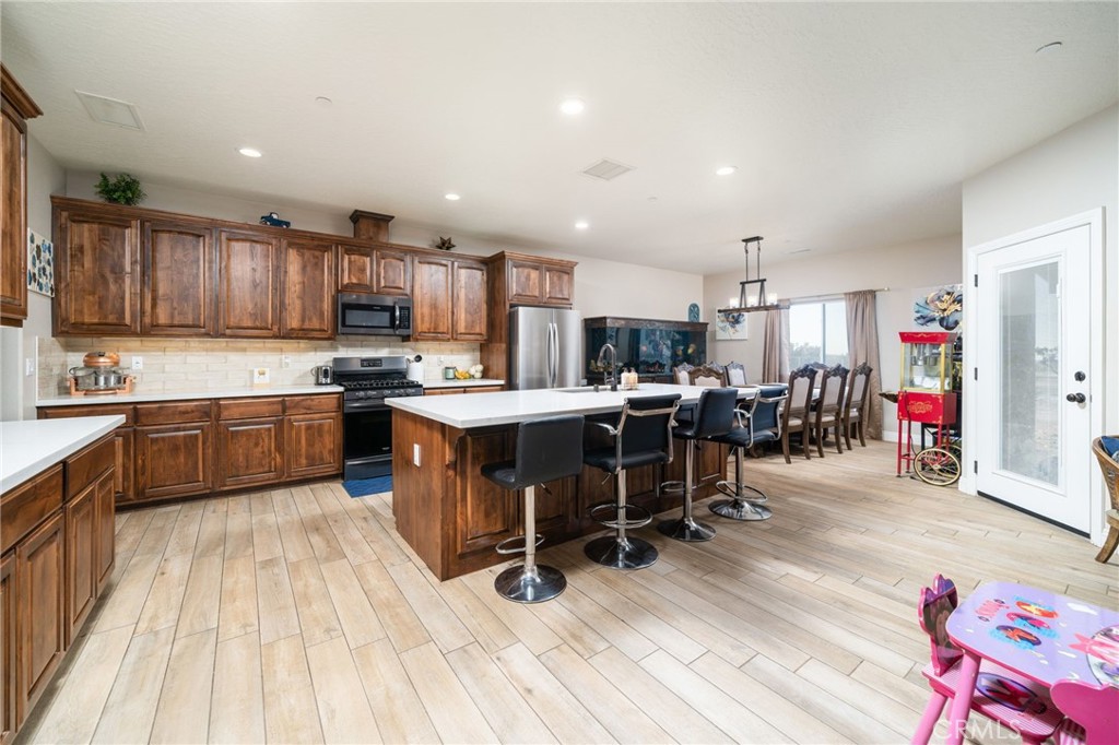 12140 Mission Street