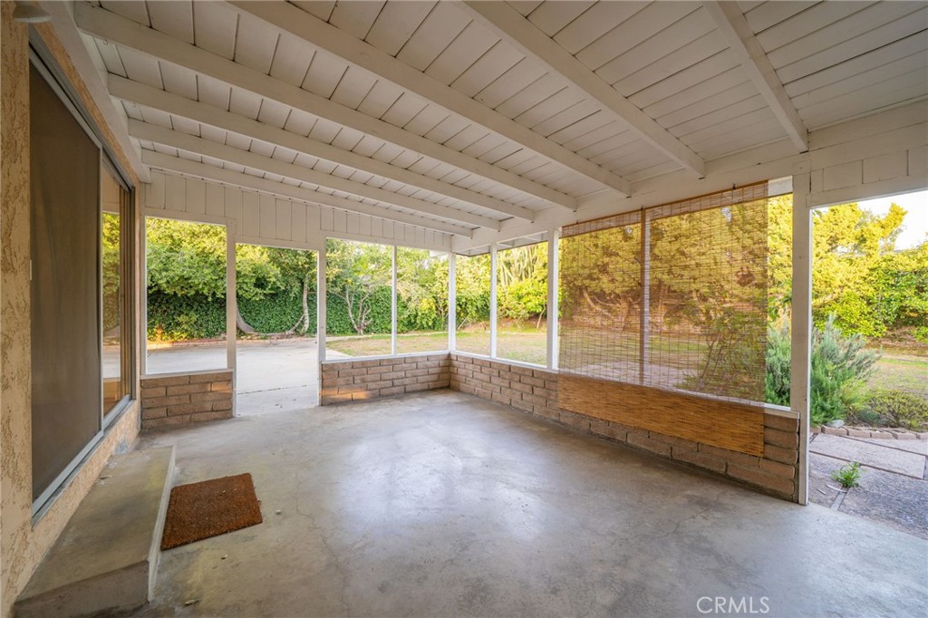 3868 Shelter Grove Drive