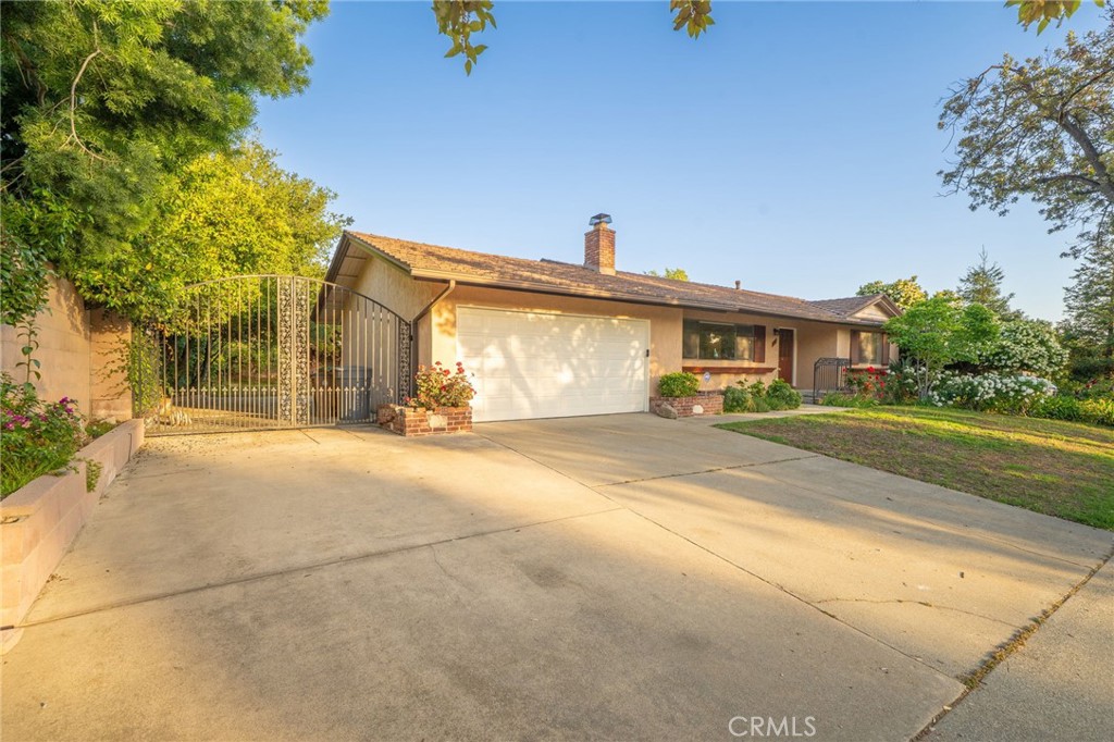 3868 Shelter Grove Drive