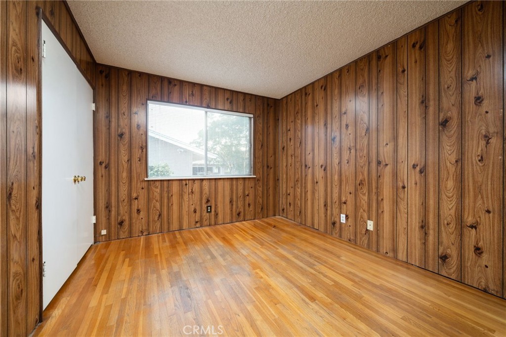 3868 Shelter Grove Drive