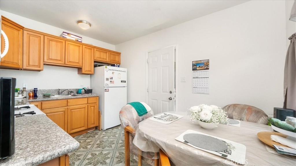 226 E California Street