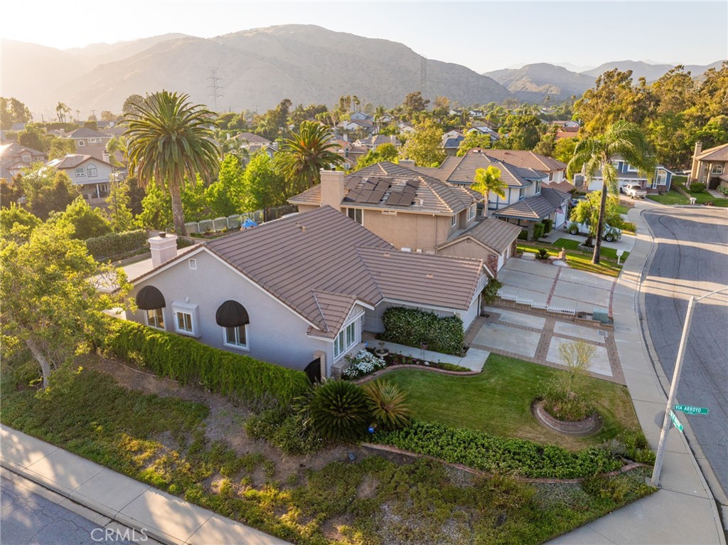 6001 Via De Mansion