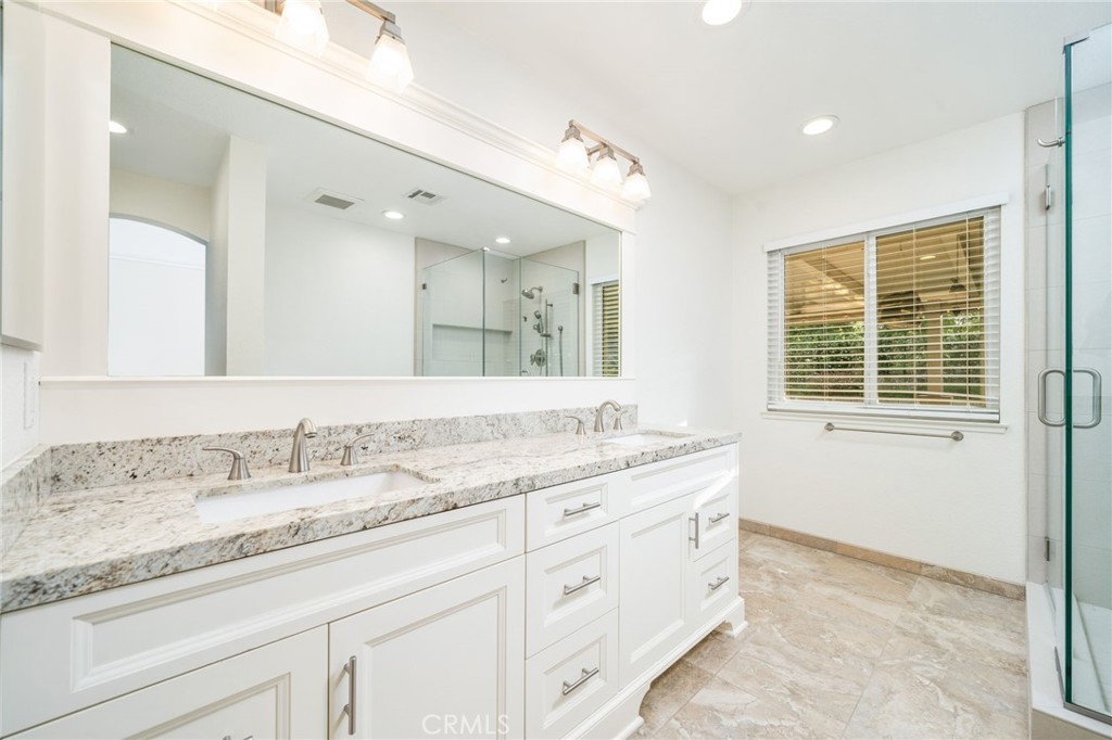 6001 Via De Mansion