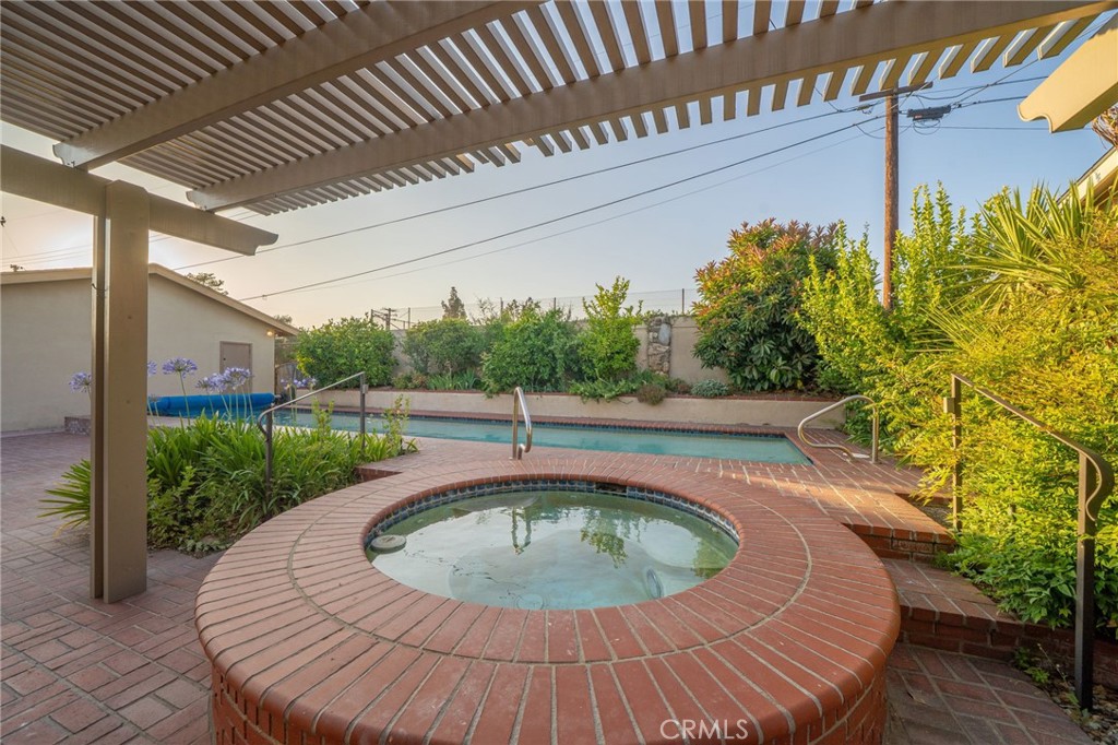663 Hood Drive