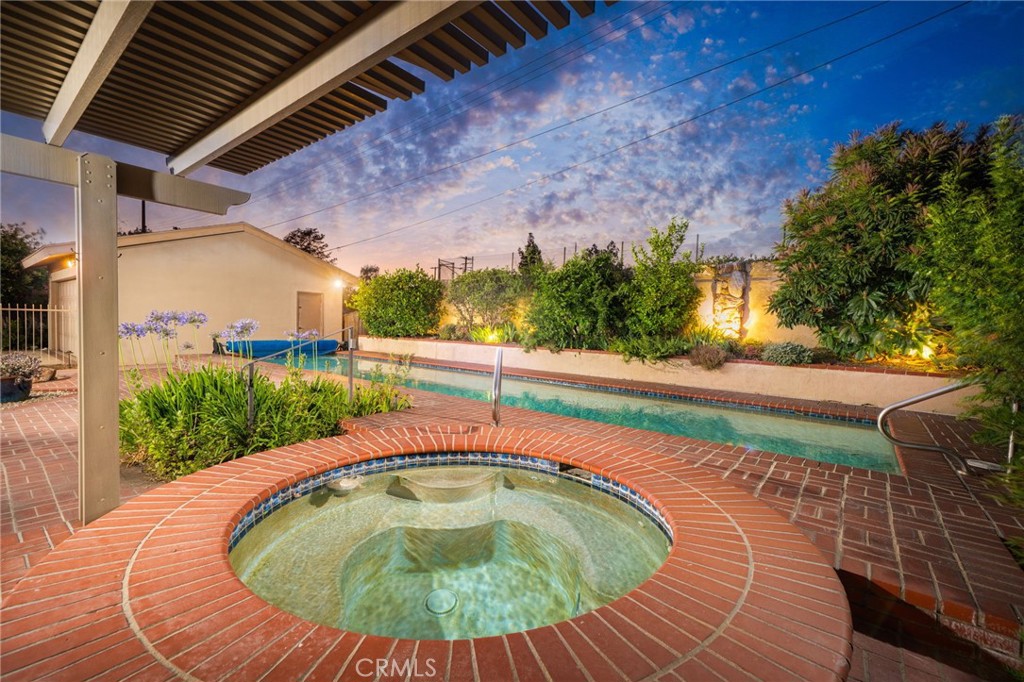 663 Hood Drive