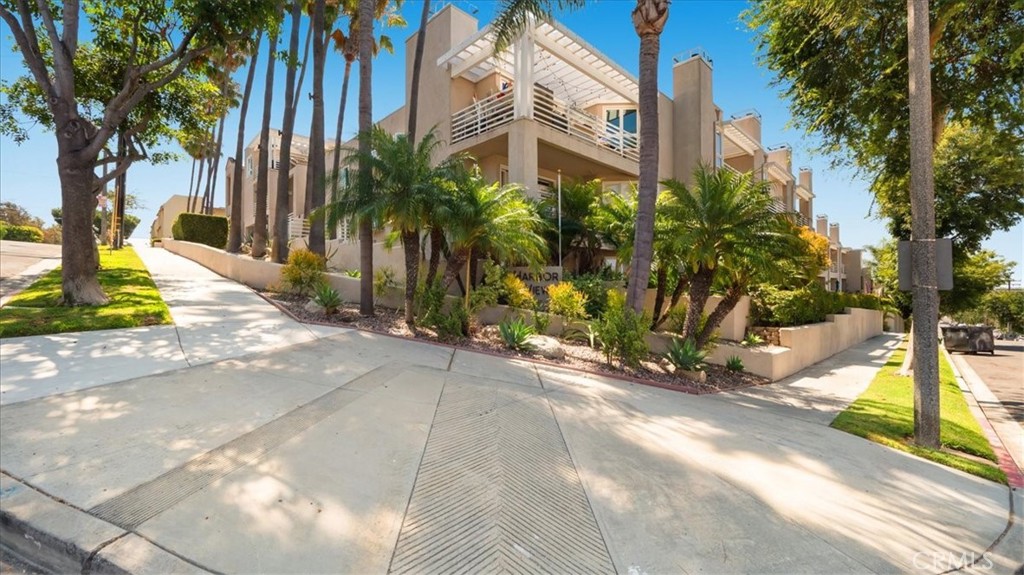 2600 E 20th Street 206A