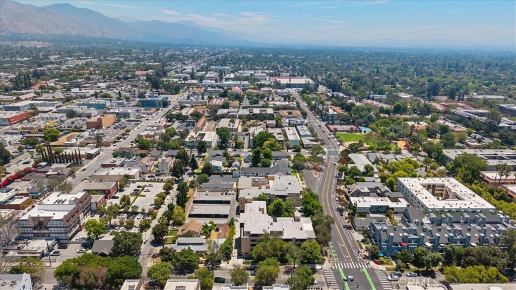 1115 Cordova Street 207