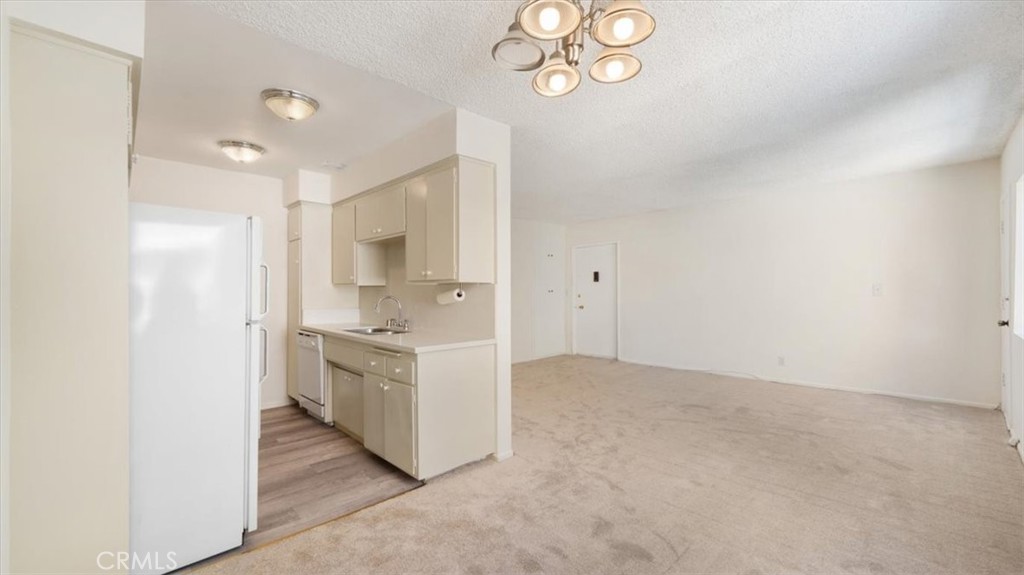 1115 Cordova Street 207