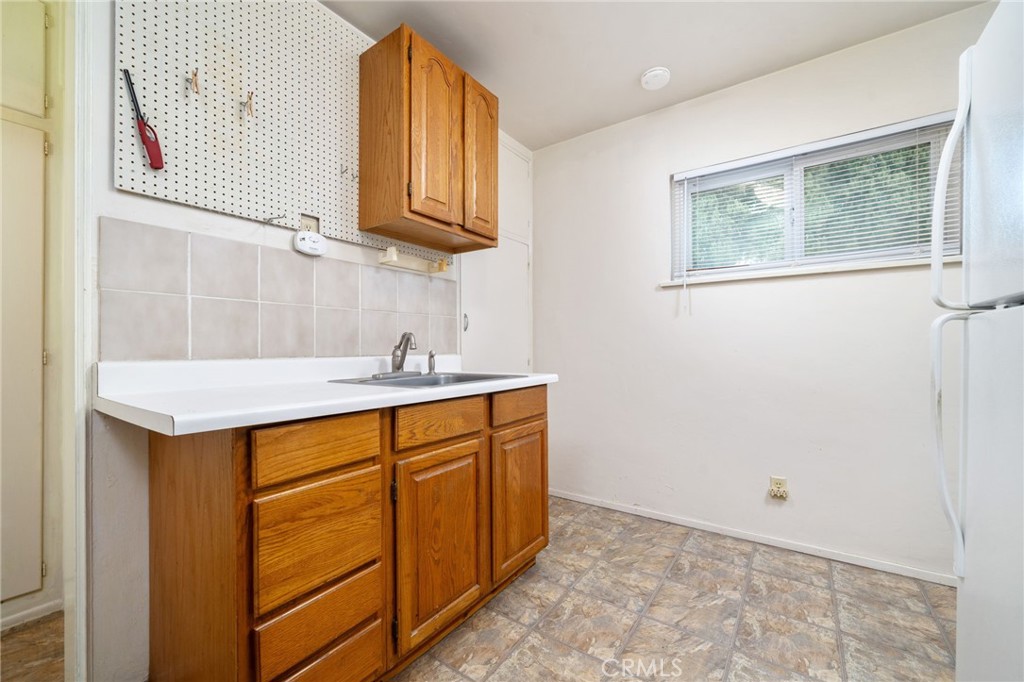 644 W 10th Street