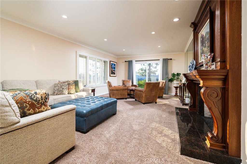 2409 Crescent View Drive