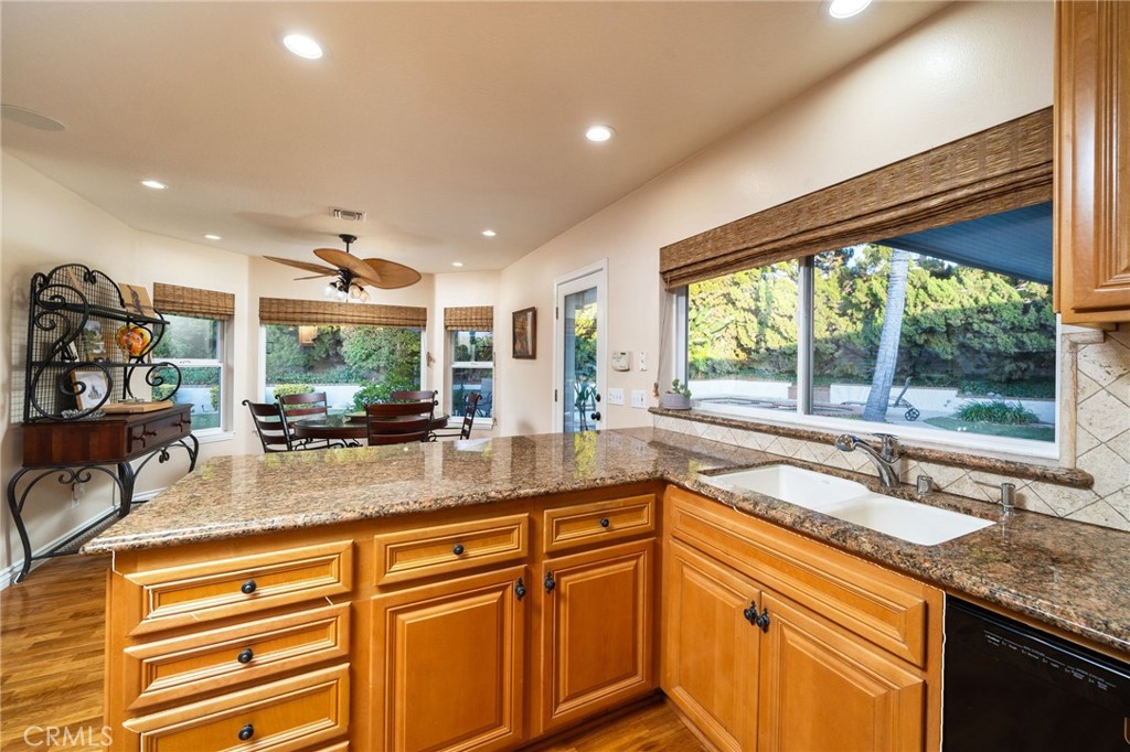 2409 Crescent View Drive