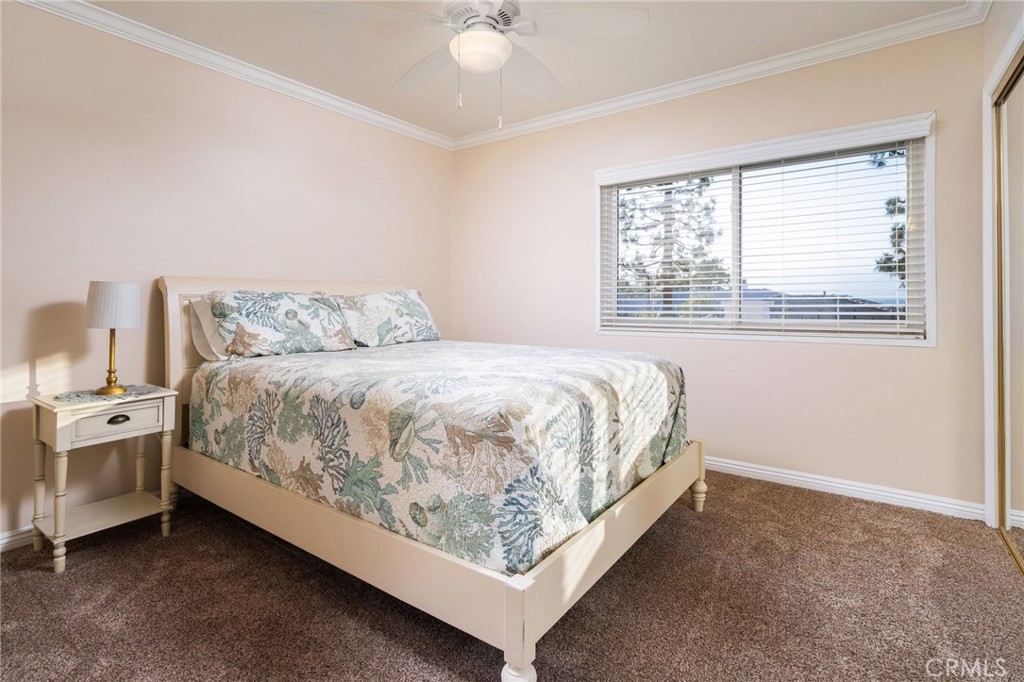 2409 Crescent View Drive