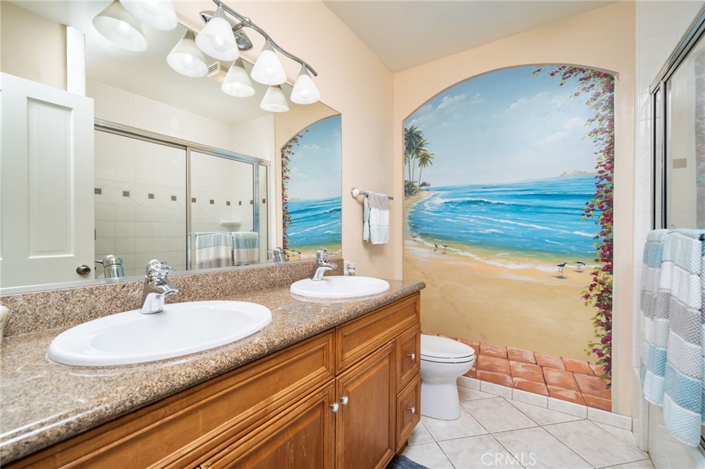 2409 Crescent View Drive