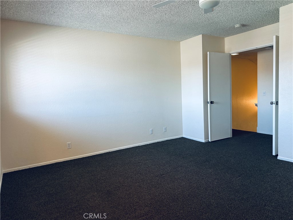 2003 S Mountain Avenue 5