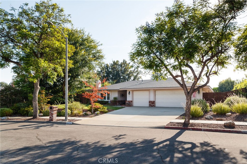 2173 Edinboro Avenue