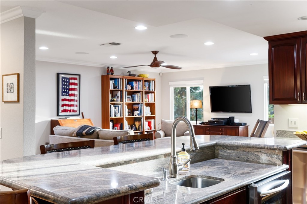 2173 Edinboro Avenue