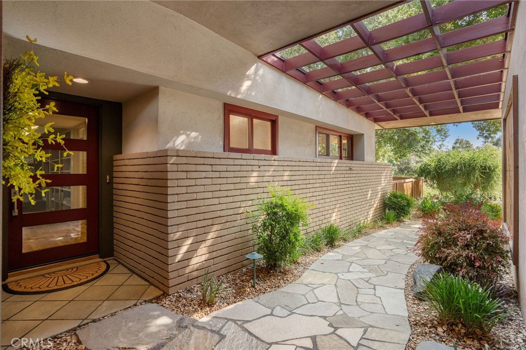 1408 Via Zurita Street