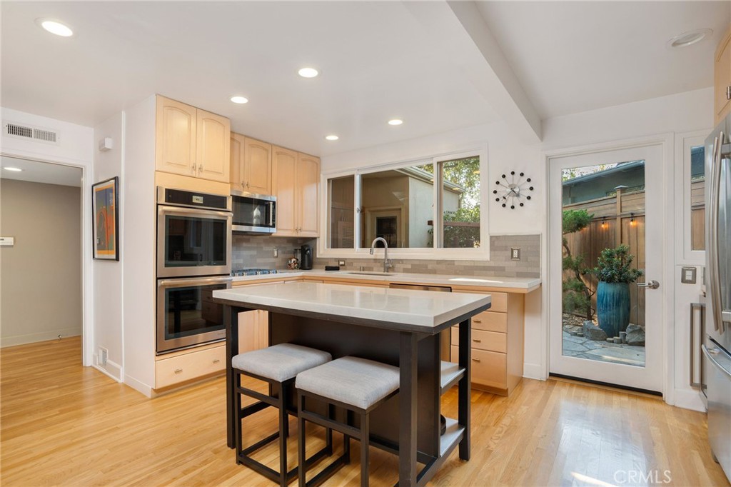 1408 Via Zurita Street