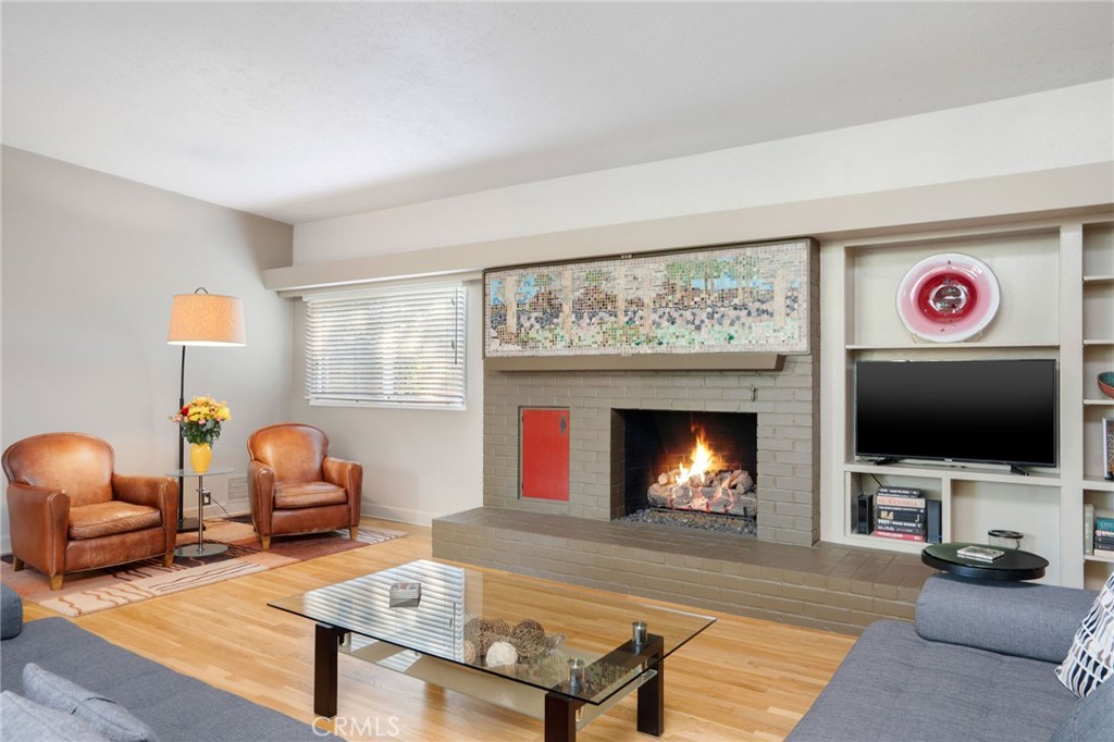 1408 Via Zurita Street