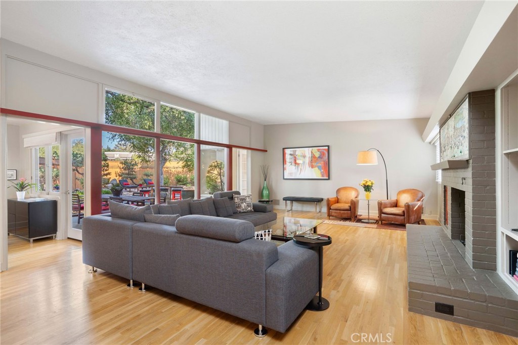 1408 Via Zurita Street