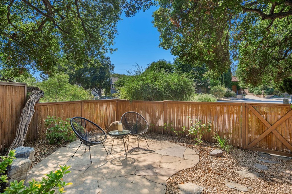 1408 Via Zurita Street