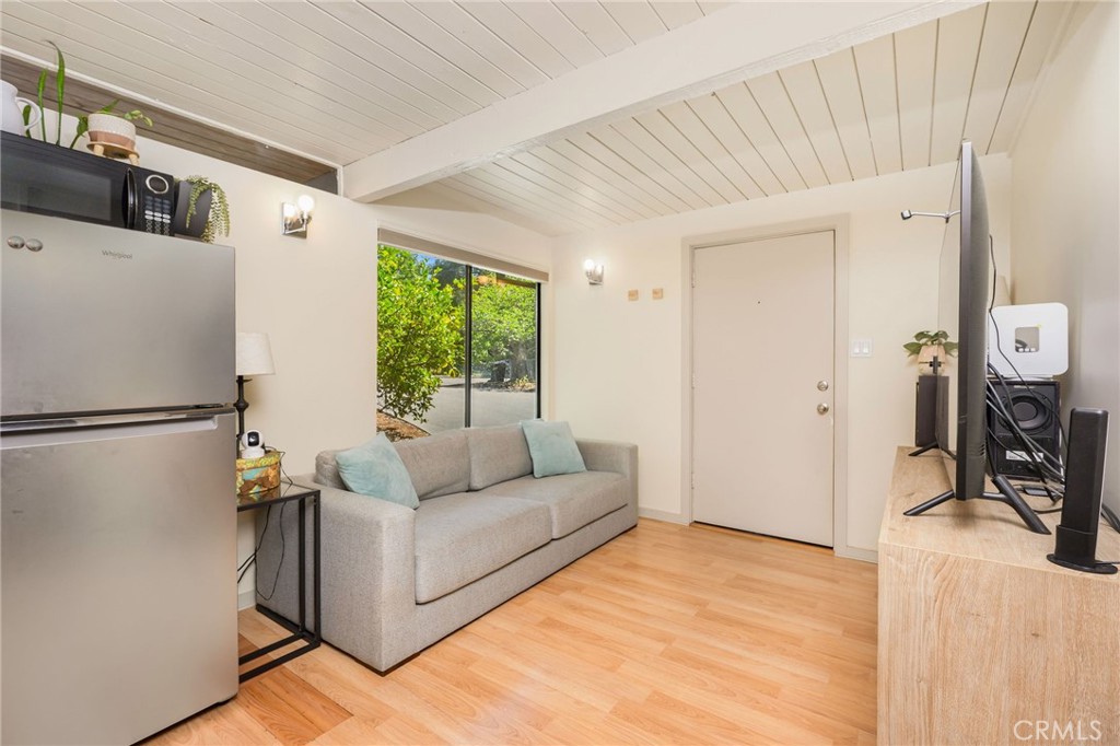 1343 Via Zurita Street