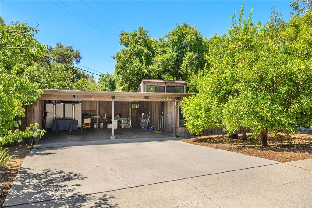 1343 Via Zurita Street