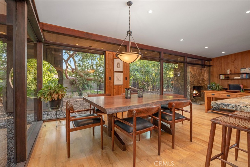 1343 Via Zurita Street