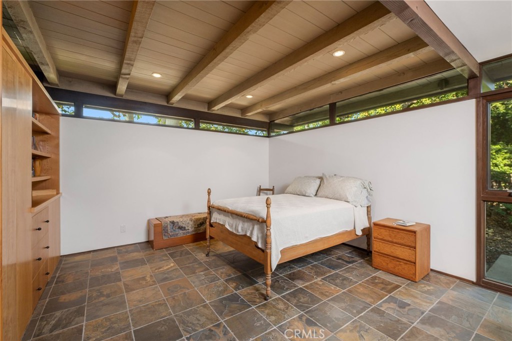 1343 Via Zurita Street