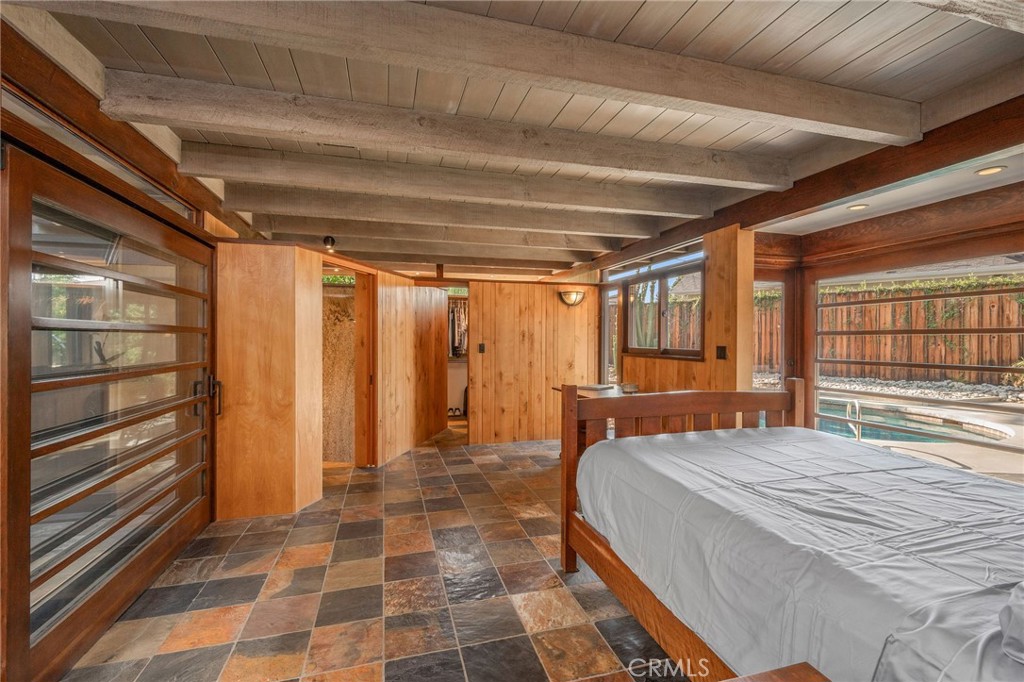 1343 Via Zurita Street