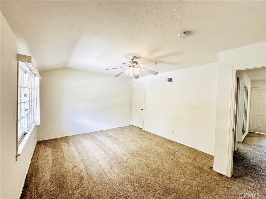 1592 Rosewood Street