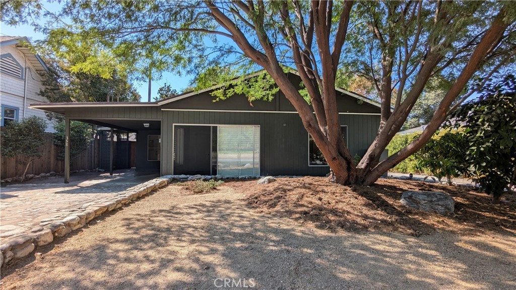 358 W 8th Street