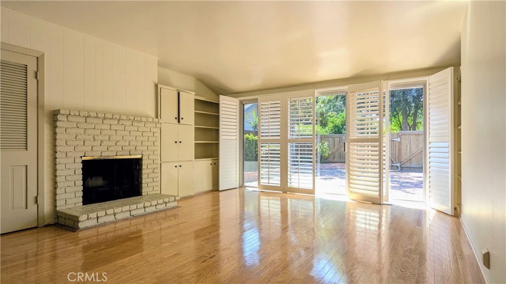 358 W 8th Street