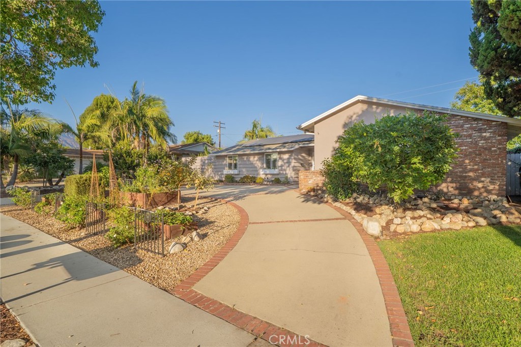 1566 Finecroft Drive