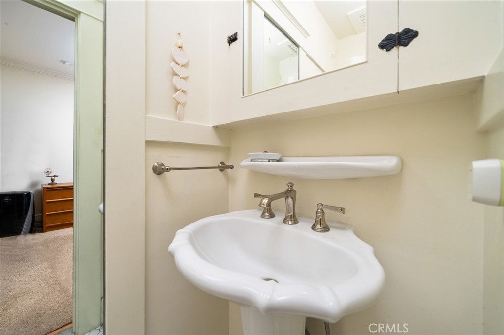 335 - 337 Harvard Avenue