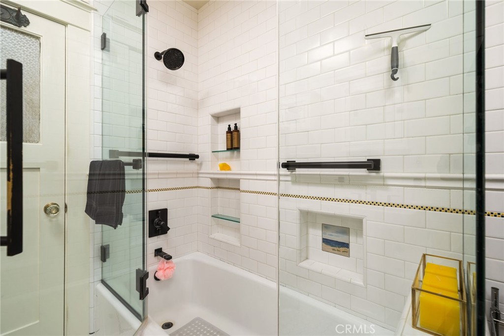 335 - 337 Harvard Avenue