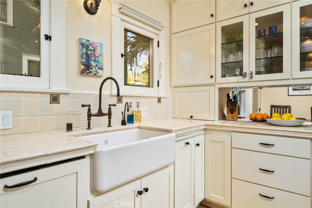 335 - 337 Harvard Avenue