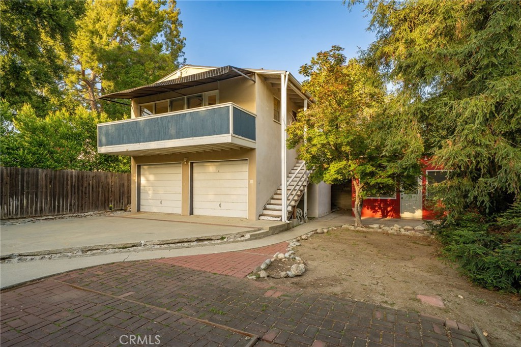 1150 N Indian Hill Boulevard