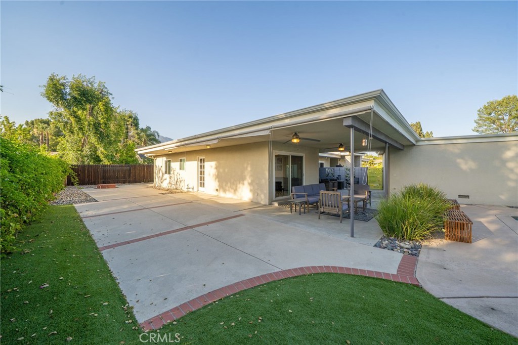 2129 N San Marcos Place