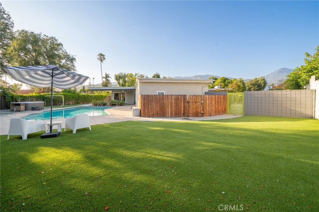 2129 N San Marcos Place