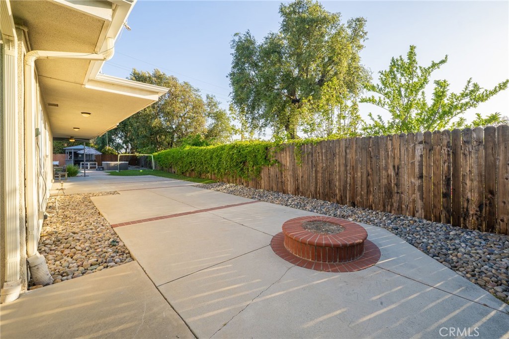 2129 N San Marcos Place