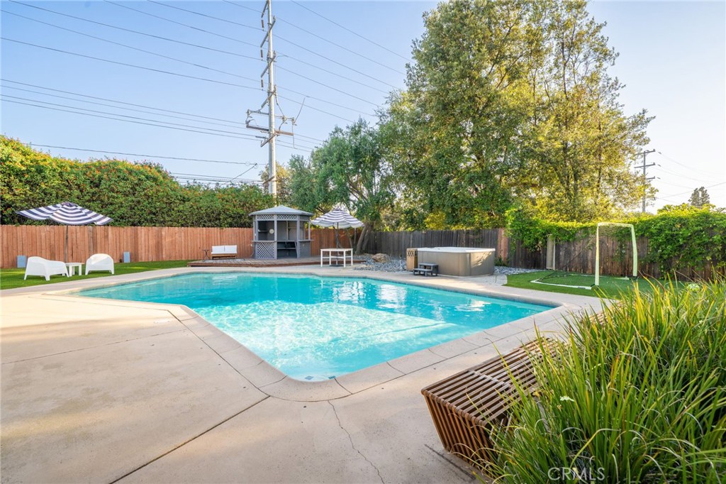 2129 N San Marcos Place