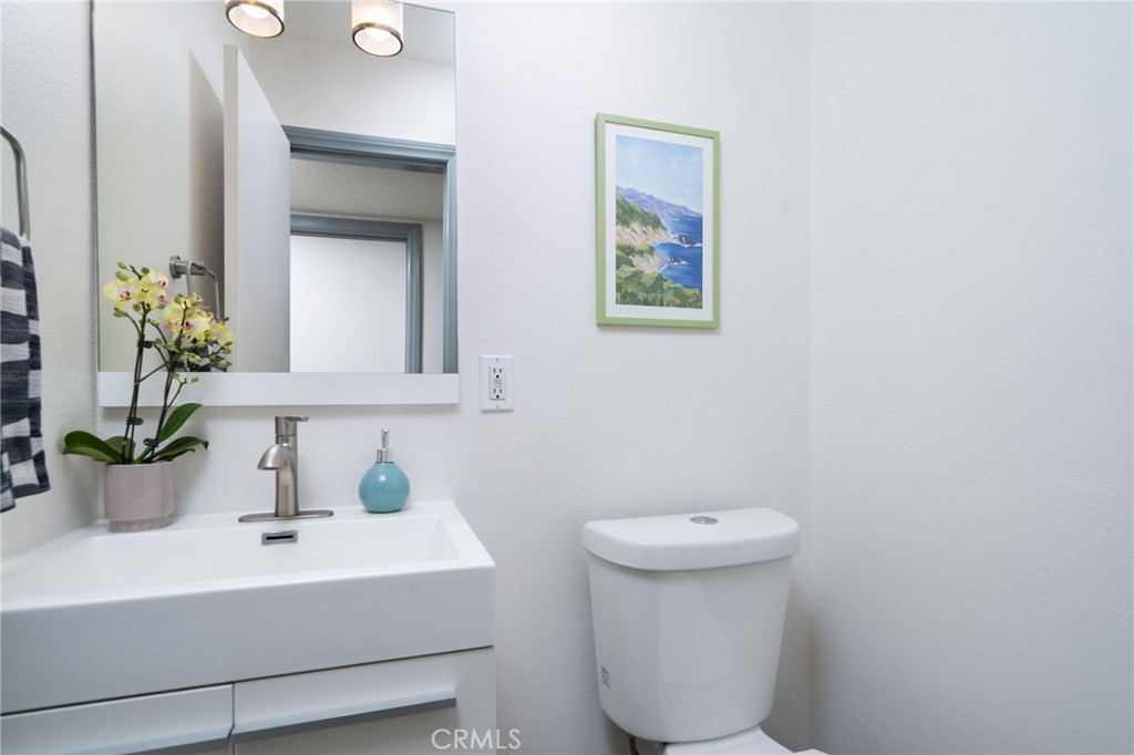 2129 N San Marcos Place